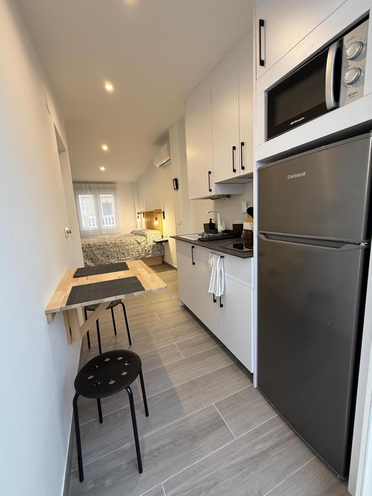 Apartamento Maui Beach En El Palo Málaga Esterno foto