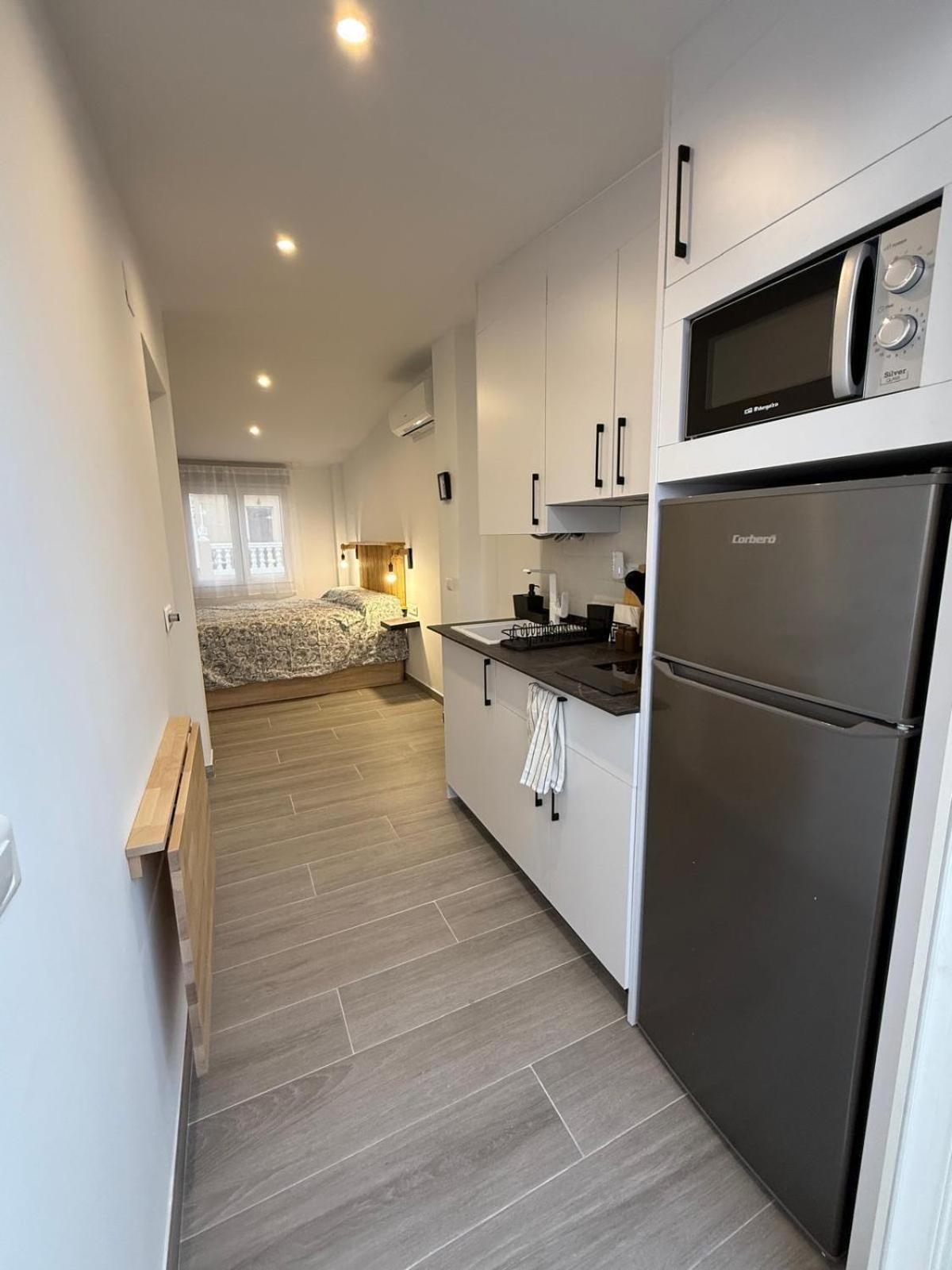 Apartamento Maui Beach En El Palo Málaga Esterno foto